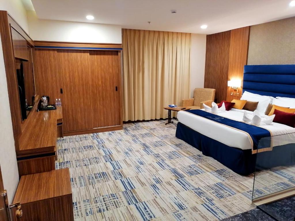 Oriental Residence